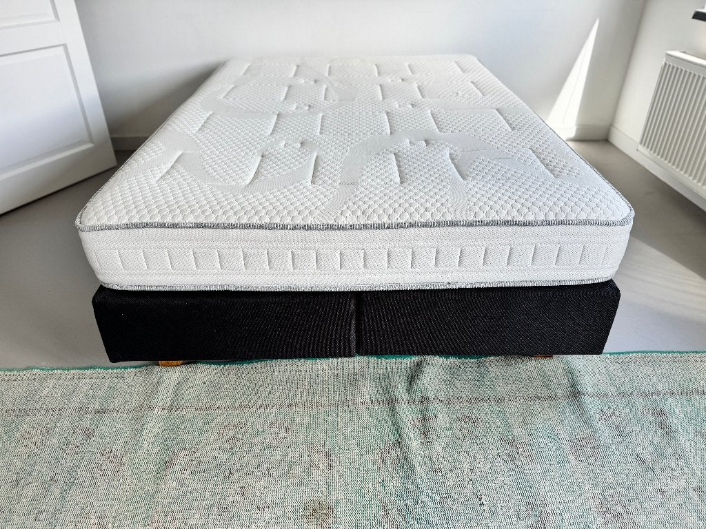 Boxspring 140x200, Ophalen, Linnenlook boxspring, Gebruikt, Zwart