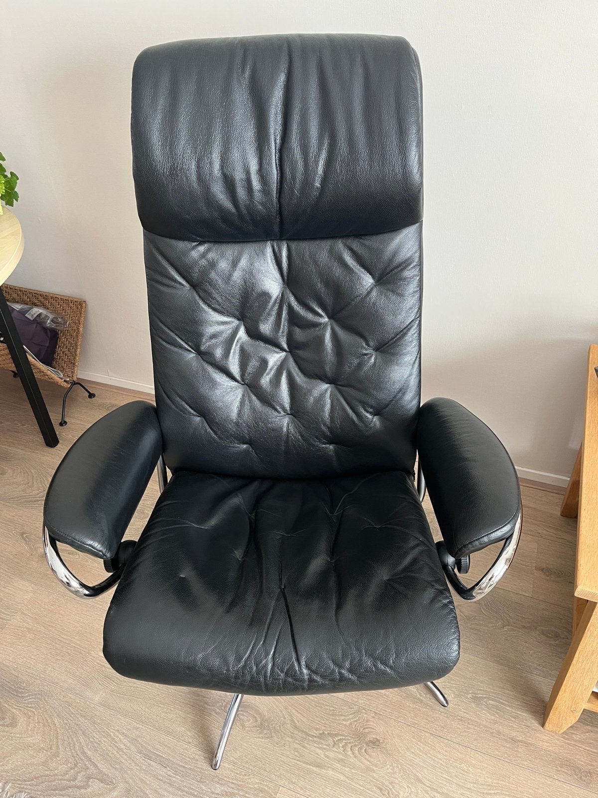 Relaxfauteuil  stressless Metro high back, Ophalen, Zo goed als nieuw, 50 tot 75 cm, Leer