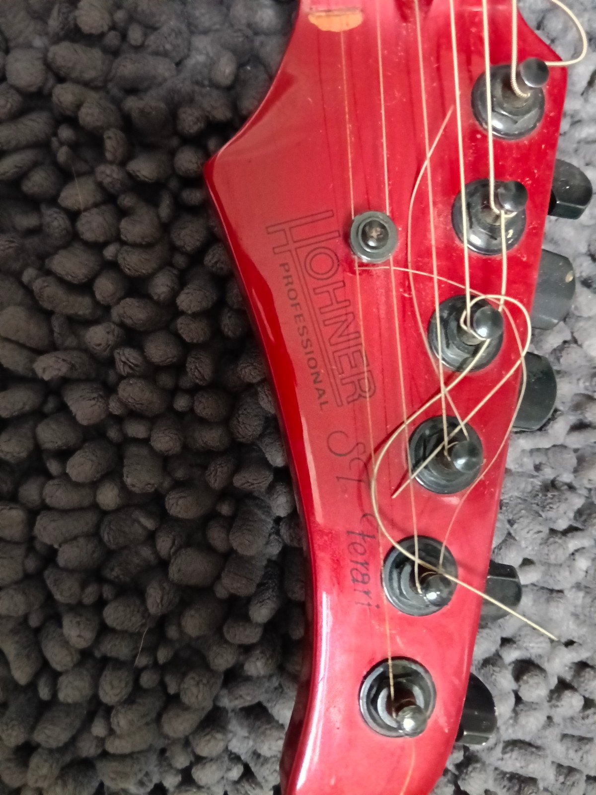 Professional Hohner ST Ferrari, Ophalen, Gebruikt, Solid body