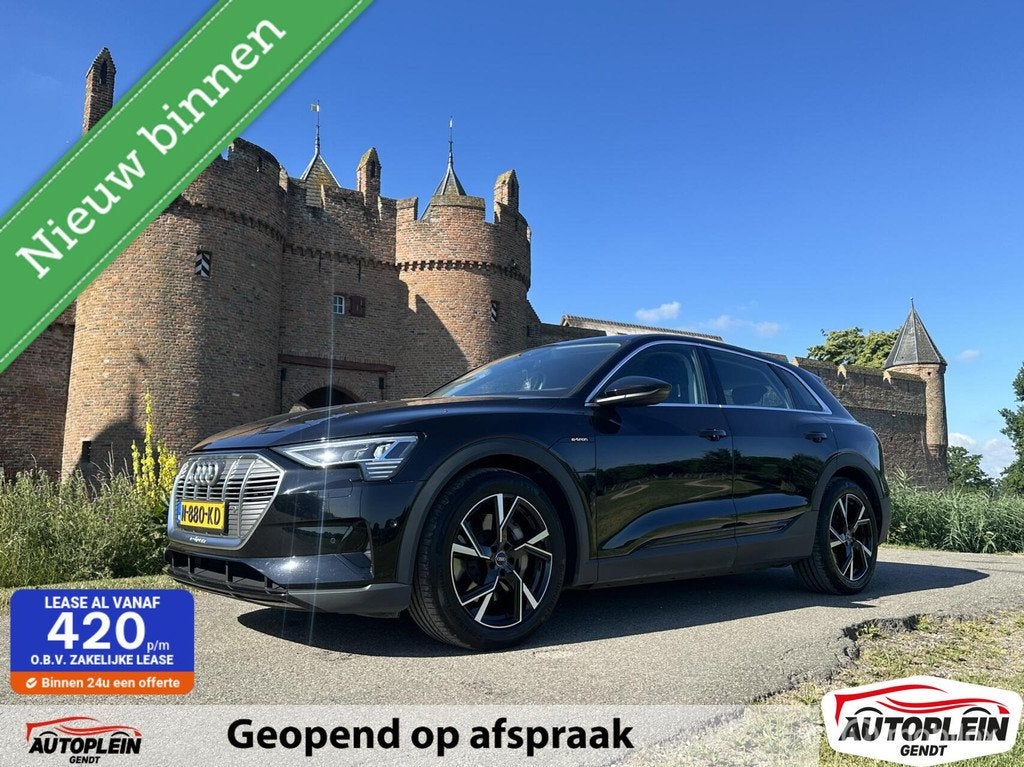 Audi e-tron 55 Quattro 95 kWh SOH 90% accugarantie t/m 2029, Auto's, Audi, Automaat, 131 €/maand, Zwart, Origineel Nederlands