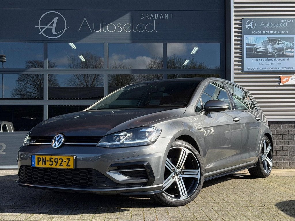 Volkswagen Golf 1.4 TSI R Line LED Navi Camera, Voorwielaandrijving, 125 pk, Gebruikt, 4 cilinders