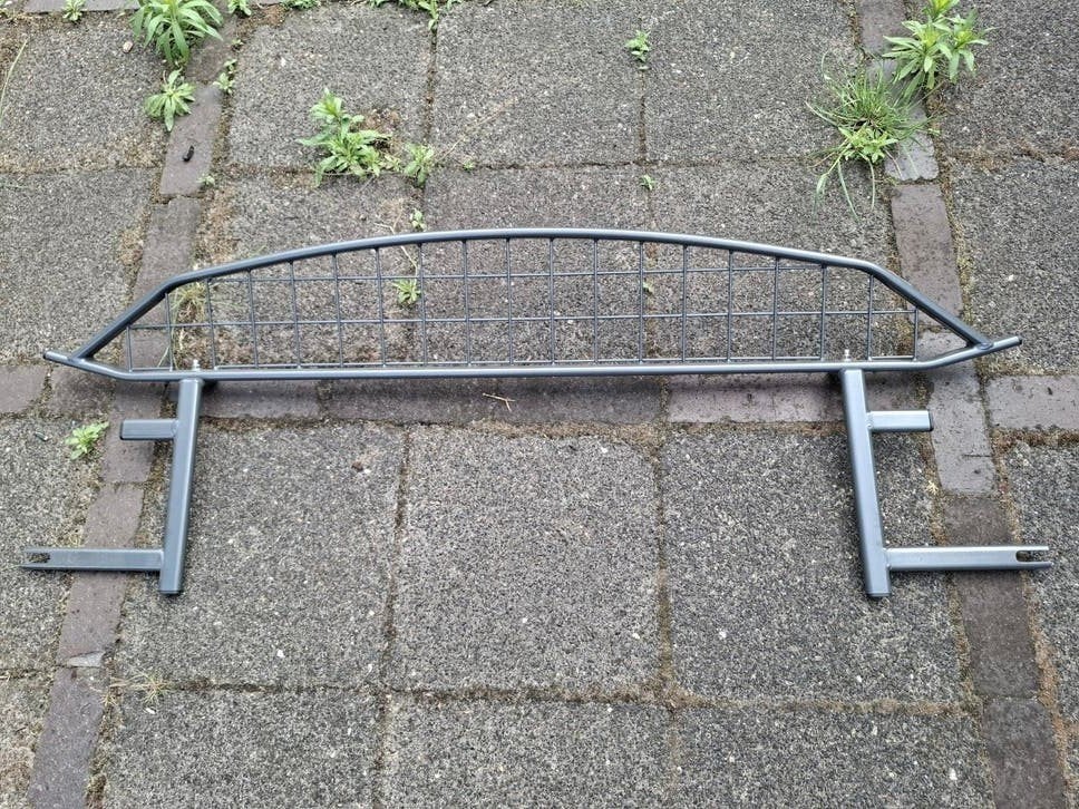 Travall Hondenrek voor Volvo V40 (TDG 1385 AU), Ophalen, Gebruikt