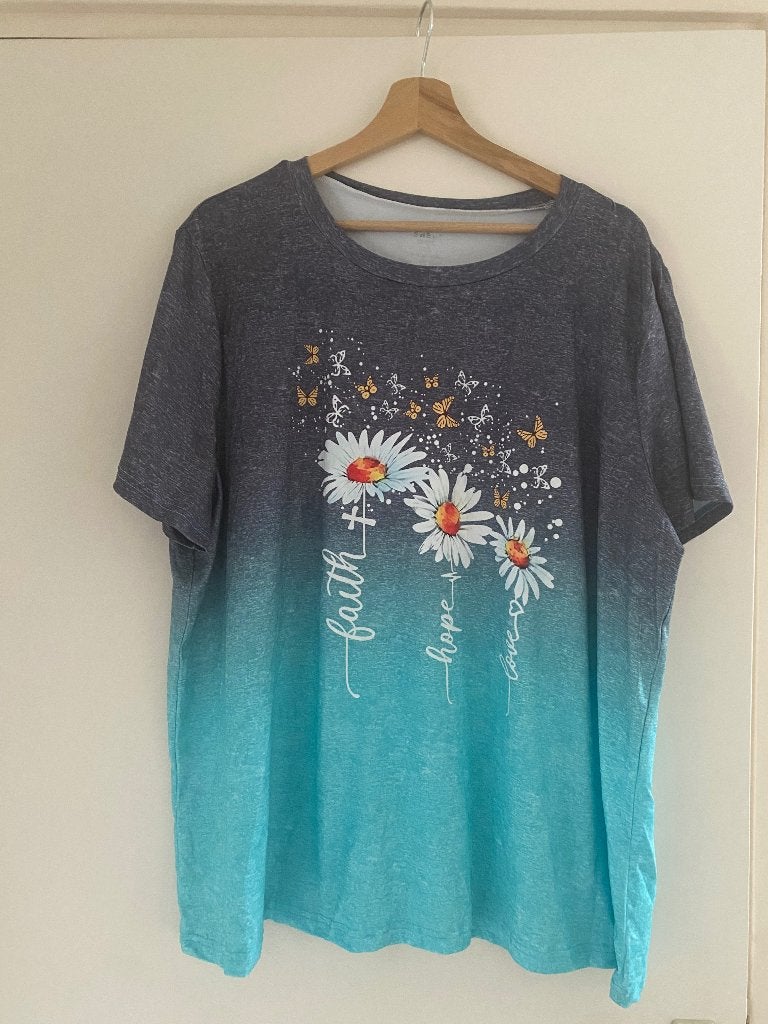 T-shirt vrolijk met opdruk maat 50 nieuw, Kleding | Dames, Overige kleuren, Maat 46/48 (XL) of groter, Nieuw, Ophalen of Verzenden