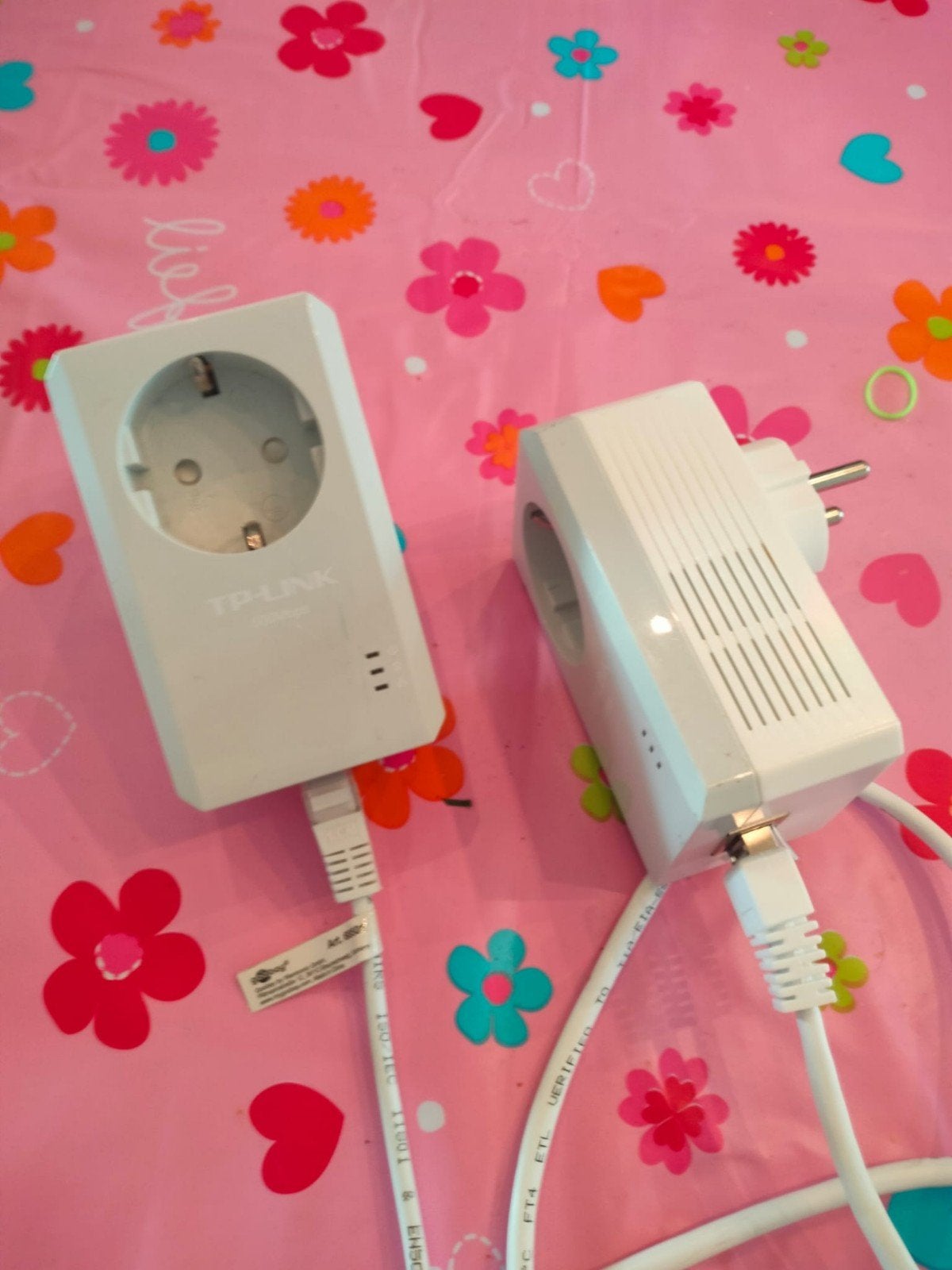 Powerline AV500 adapter met geïntegreerd stopcontact, Ophalen of Verzenden, Zo goed als nieuw, TP Link