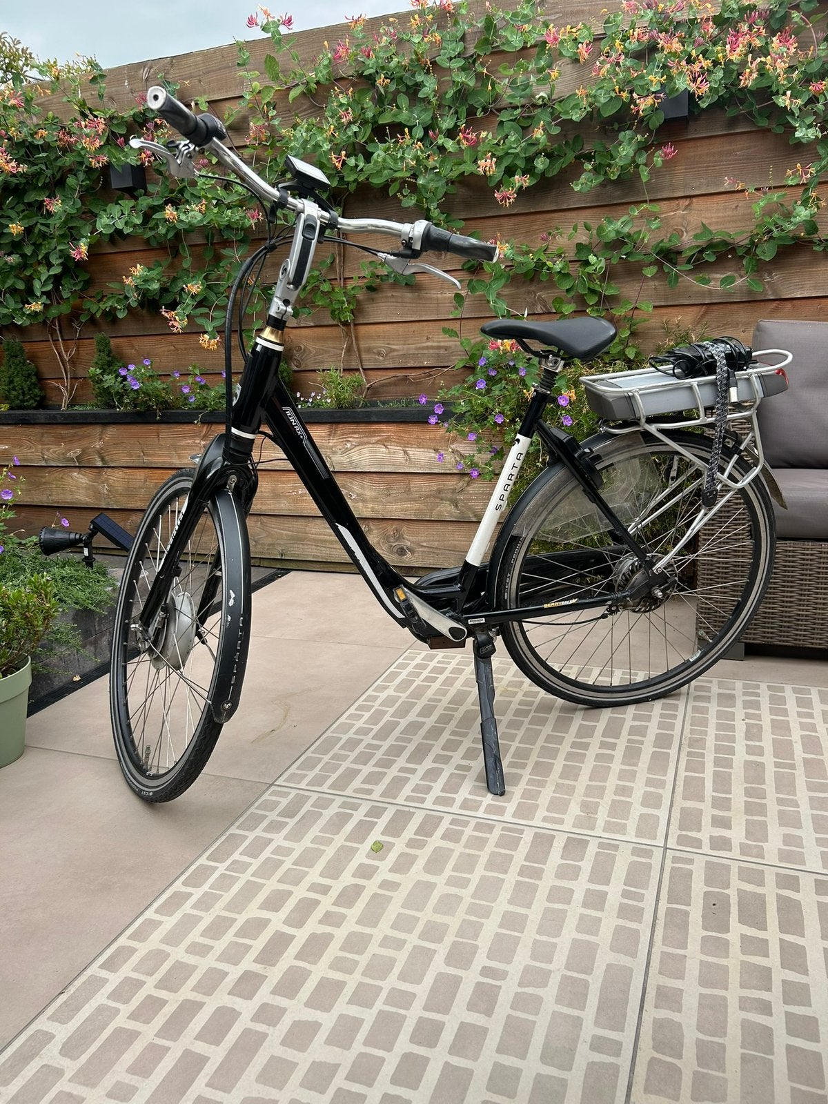 Sparta ION RX+ ( met elektronisch defect) Verder goede fiets, Fietsen en Brommers, Elektrische fietsen, Ophalen, Sparta, Gebruikt