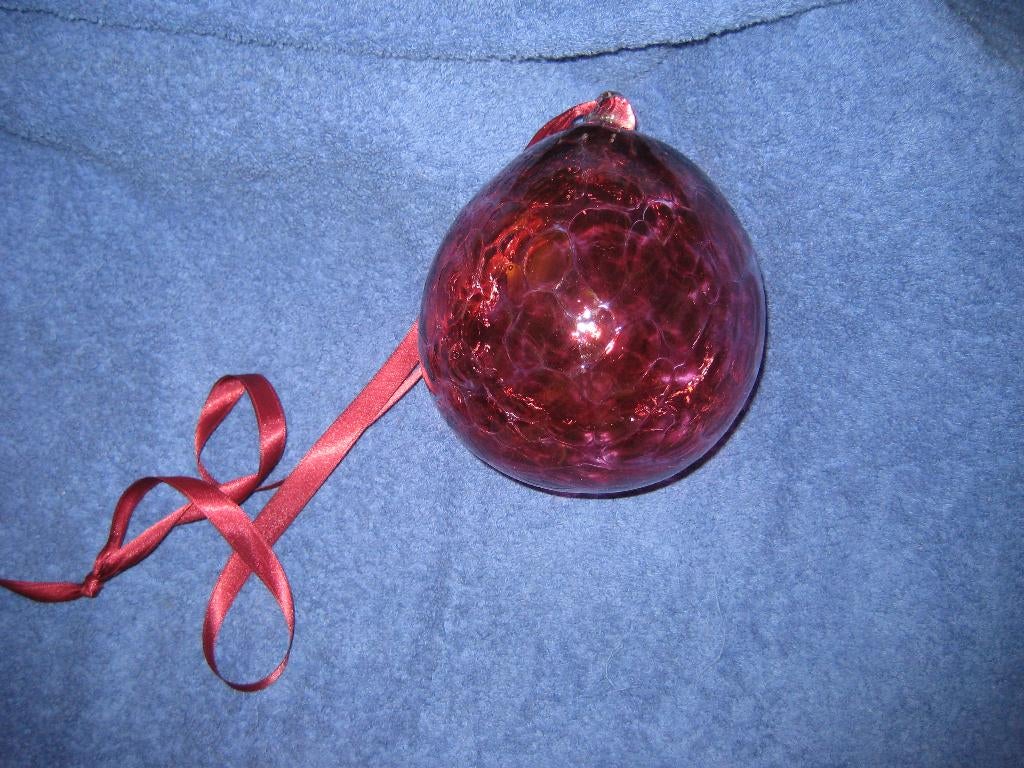 Rode glasbol om op te hangen (15 cm doorsnee), Ophalen of Verzenden, Zo goed als nieuw, Rood, Glas