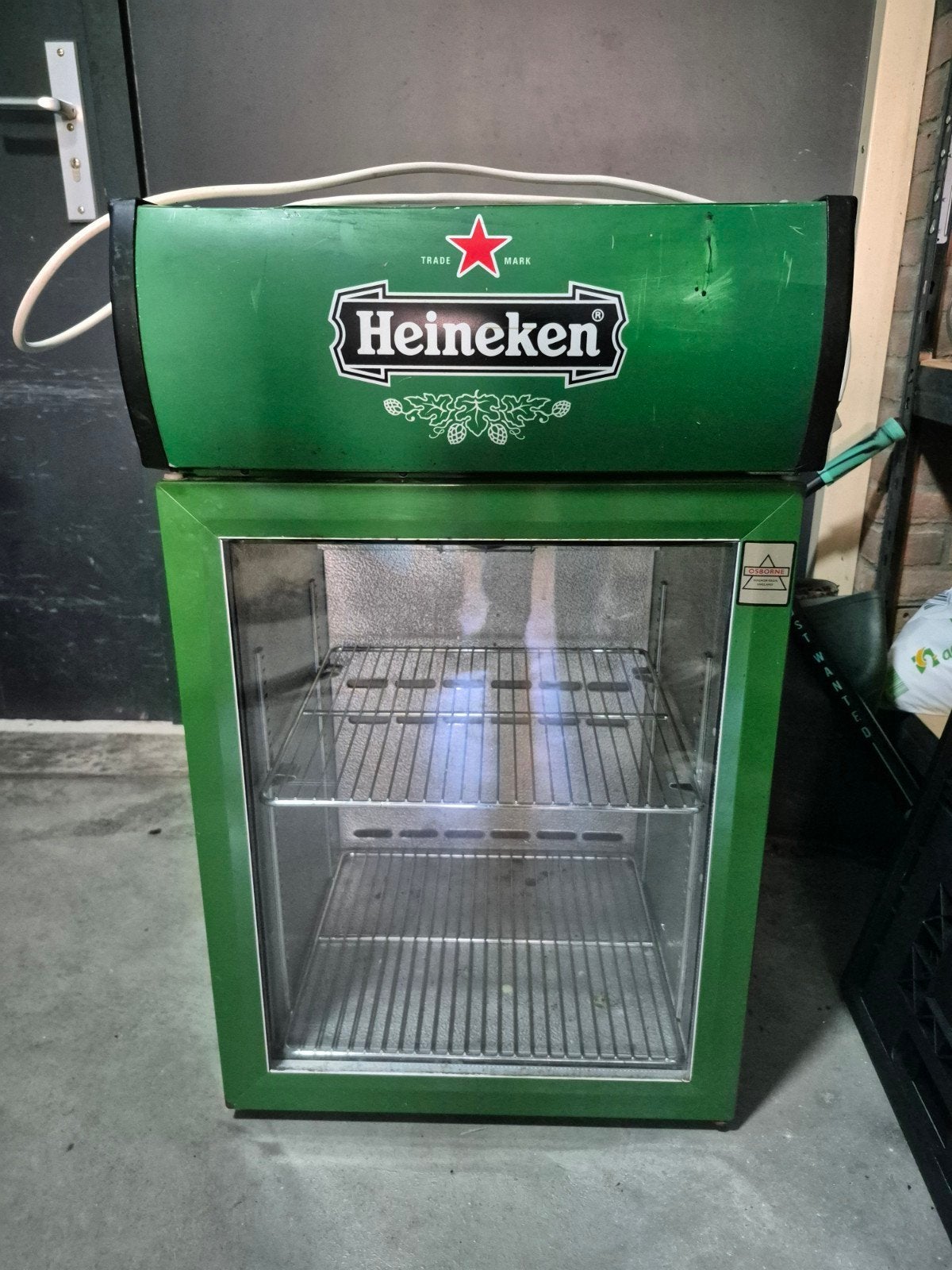 Heineken Bierkoelkast - Koelt niet goed meer, Ophalen, Zonder vriesvak, Minder dan 75 liter, Niet werkend