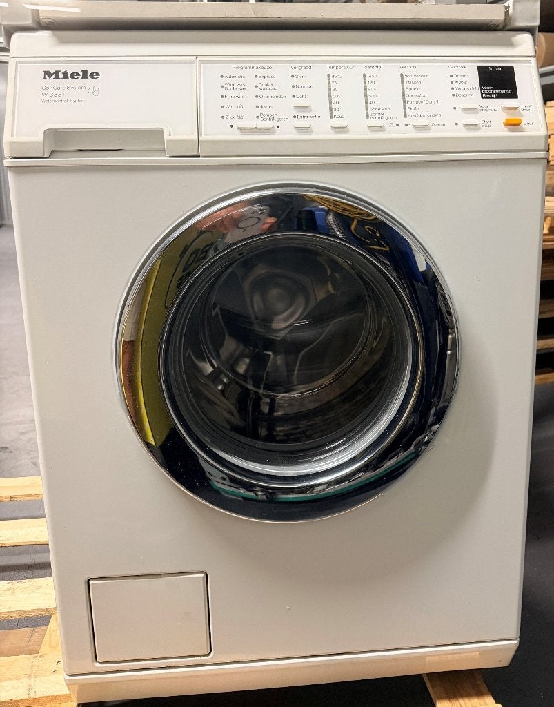 Miele W 3831 wasmachine 6 Kg, Witgoed en Apparatuur, Wasmachines, Ophalen, Gebruikt, Voorlader, 85 tot 90 cm