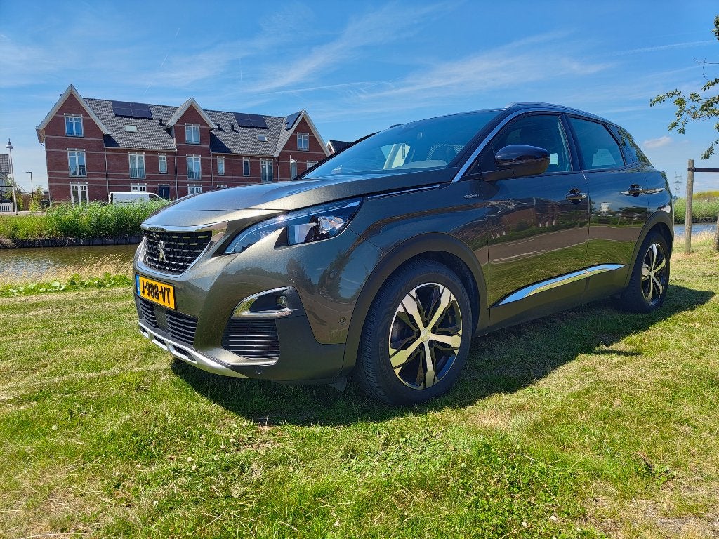 Peugeot 3008 1.6 e-THP GT Line | Full Option | Automaat, 600 kg, Zwart, 4 cilinders, 75 €/maand