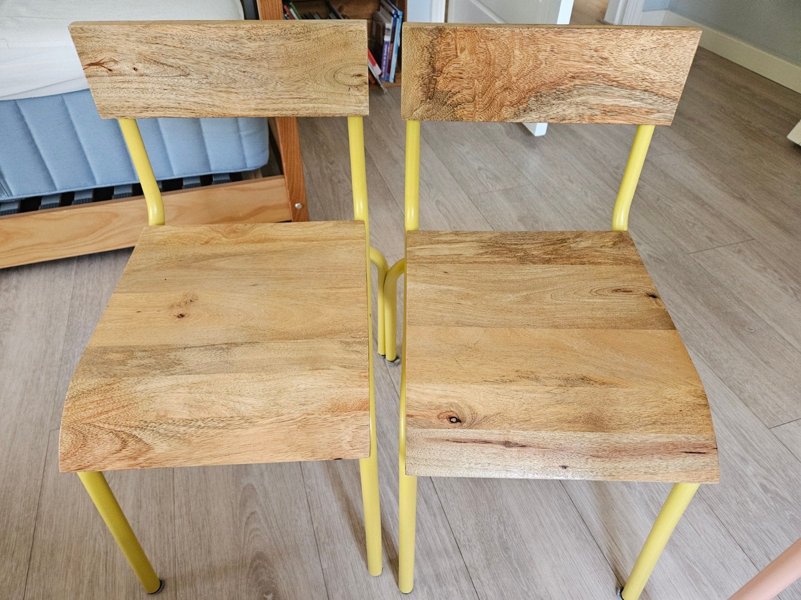 KidsDepot Kinderstoeltjes Geel (33x33cm), Ophalen, Zo goed als nieuw, Stoel(en)