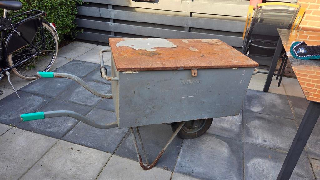 Gereedschaps kruiwagen, Ophalen, Gebruikt