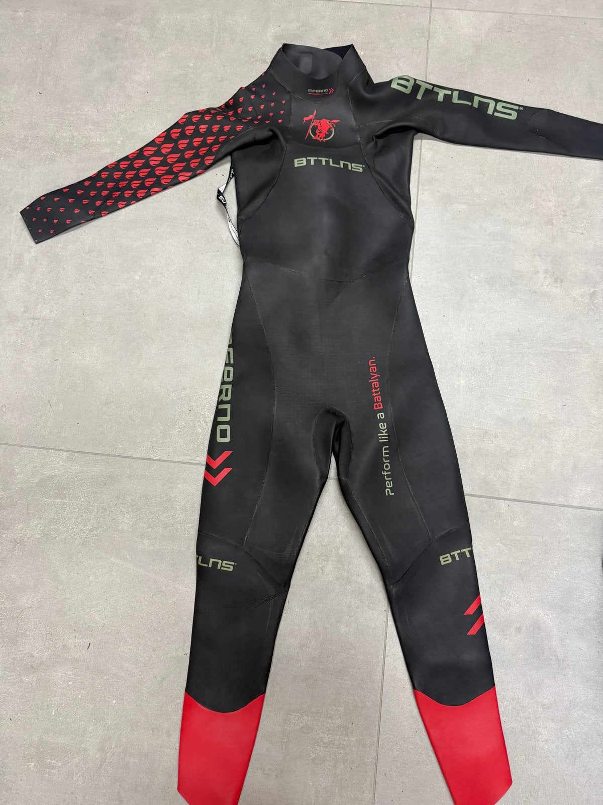 BTTLNS Inferno Triatlon Wetsuit maat M- Zo goed als nieuw, Ophalen of Verzenden, Zo goed als nieuw
