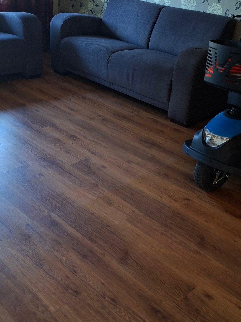 Laminaat netjes gratis zelf er uit halen. +- 40 M2, Ophalen, Gebruikt, 50 tot 150 cm, 10 m² of meer