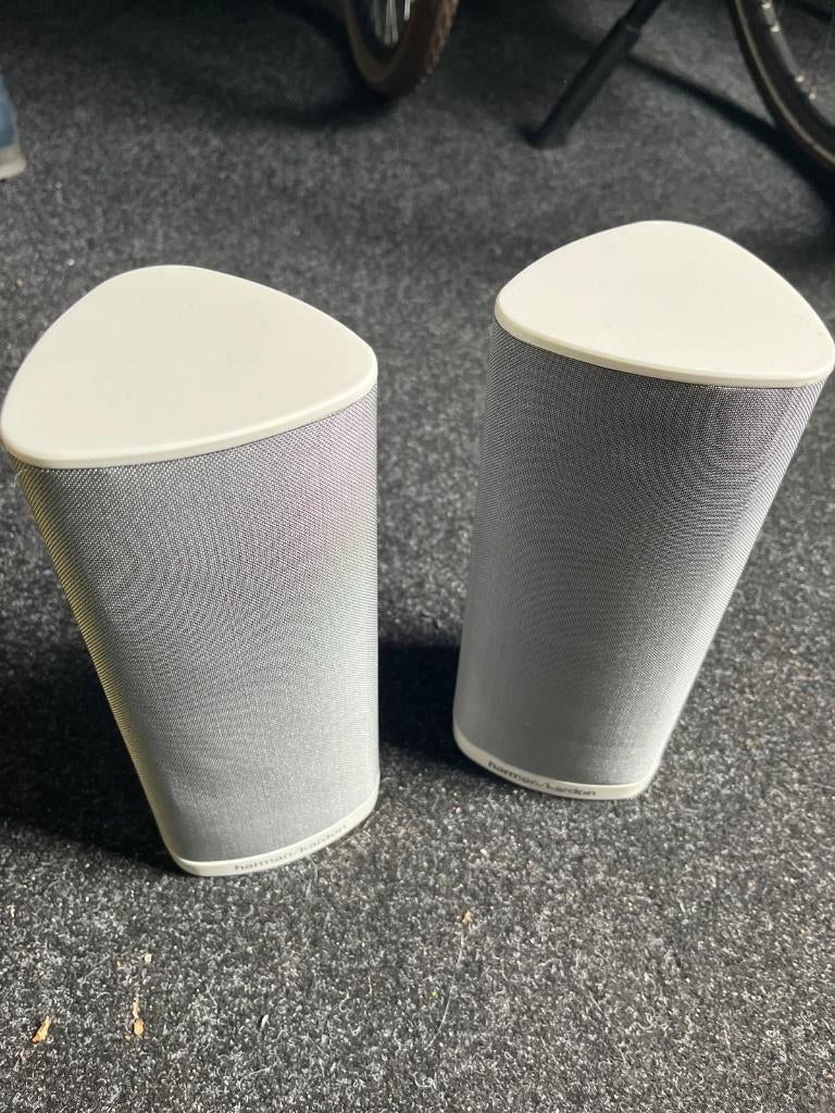 Harman Kardon satelliet speakers (2) wit, Overige merken, Overige systemen, 70 watt of meer, Ophalen of Verzenden
