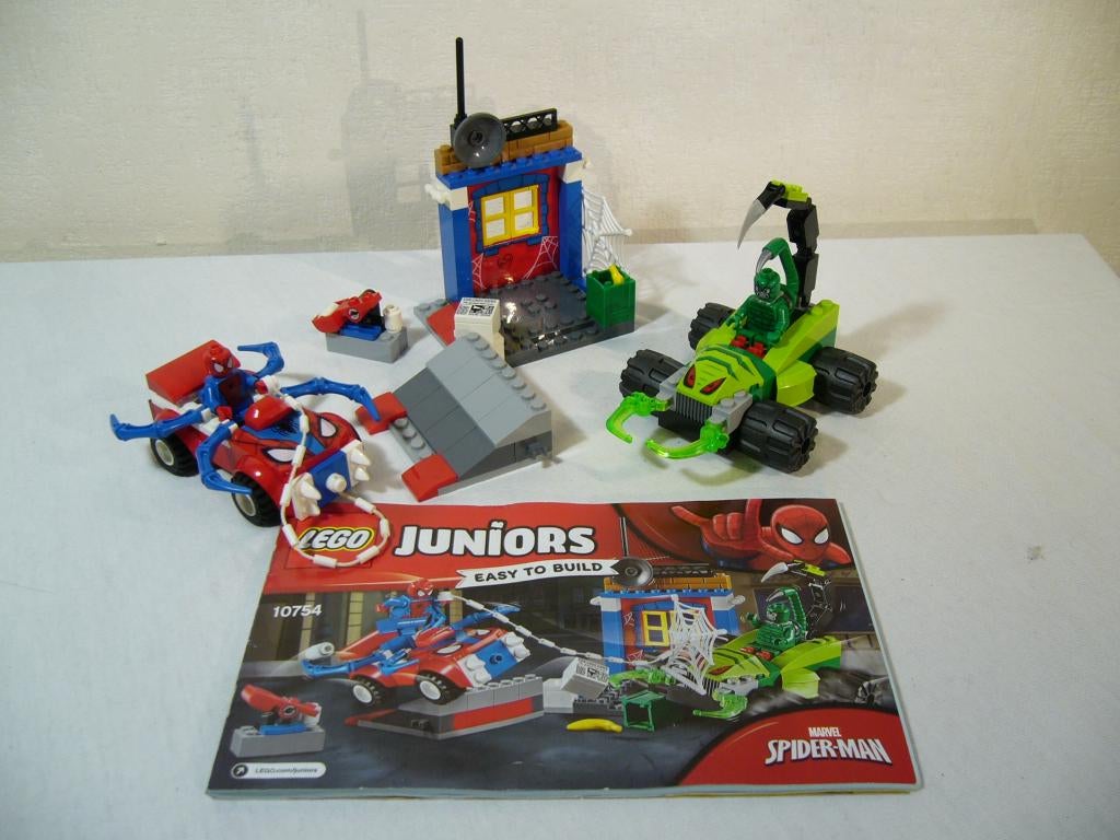 Lego Juniors 10754 Spider-Man vs. Scorpion Street Showdown, Gebruikt, Overige thema's, Ophalen of Verzenden, Complete set