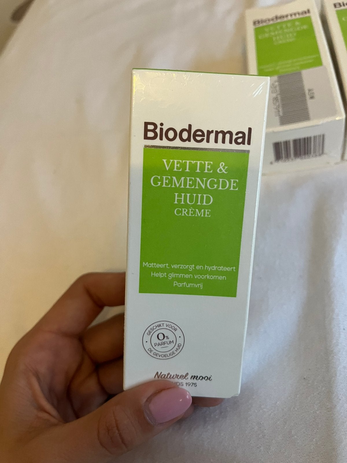 Biodermal vette en gemende huid creme, Sieraden, Tassen en Uiterlijk, Uiterlijk | Gezichtsverzorging, Ophalen of Verzenden, Nieuw