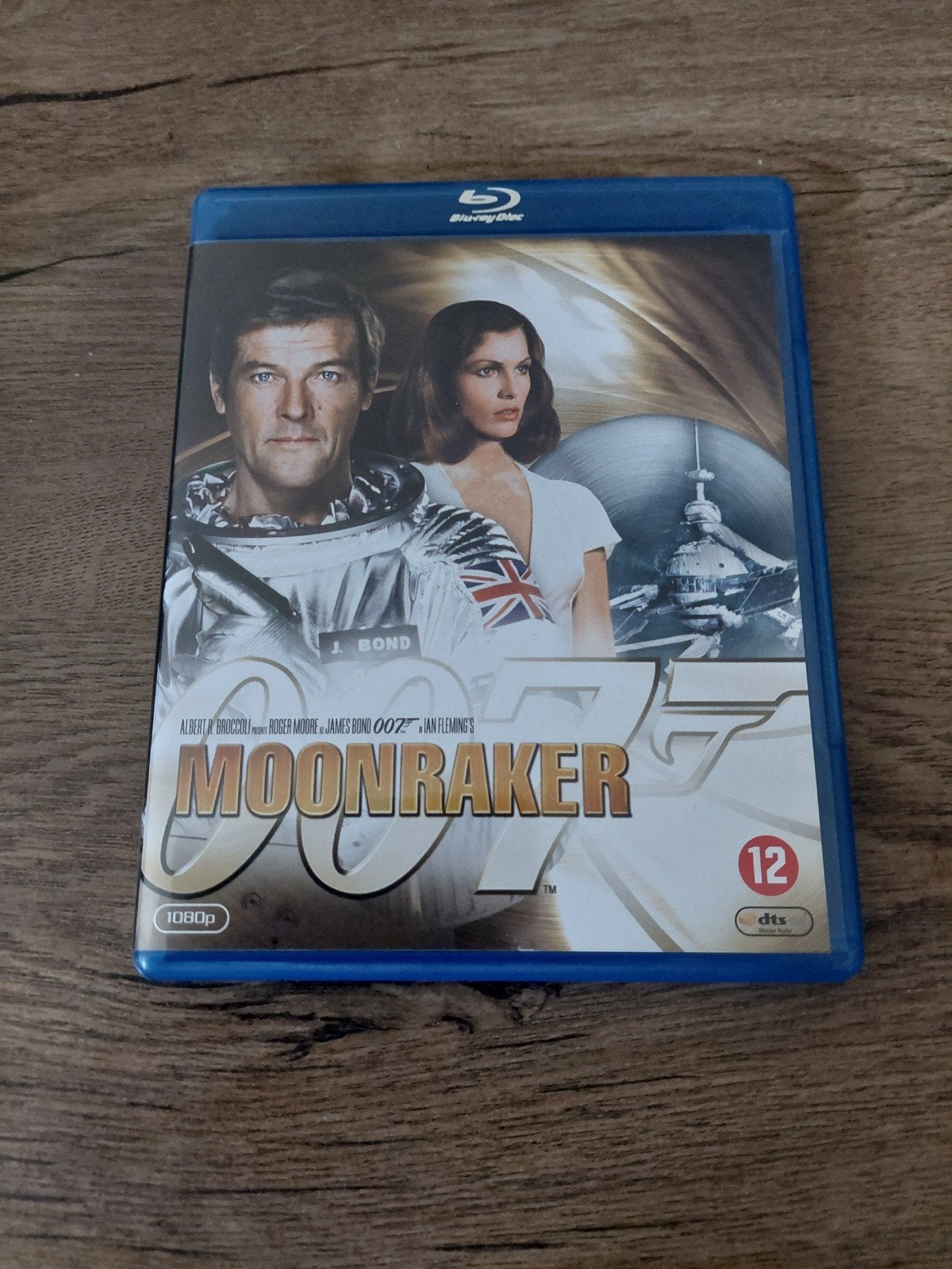 Moonraker, Ophalen of Verzenden, Zo goed als nieuw