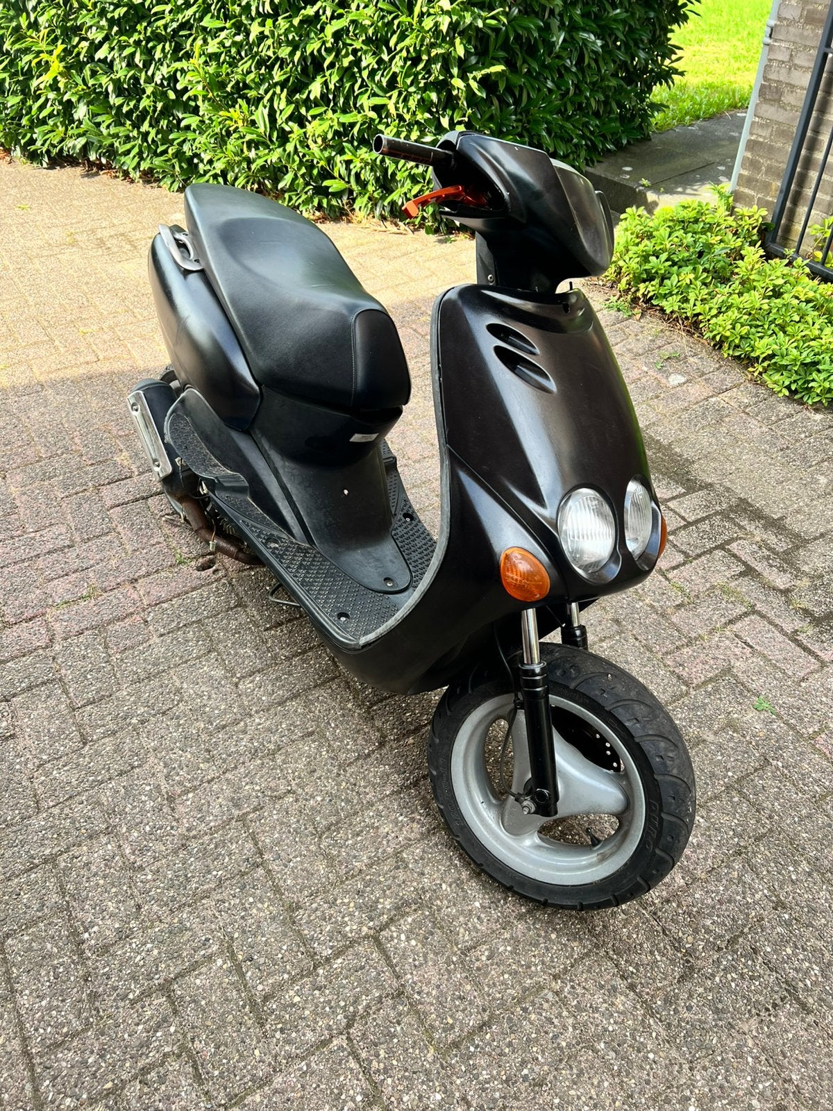 Yamaha neos blauw kenteken 2 takt, Fietsen en Brommers, Ophalen, Zo goed als nieuw, Benzine, Neo's