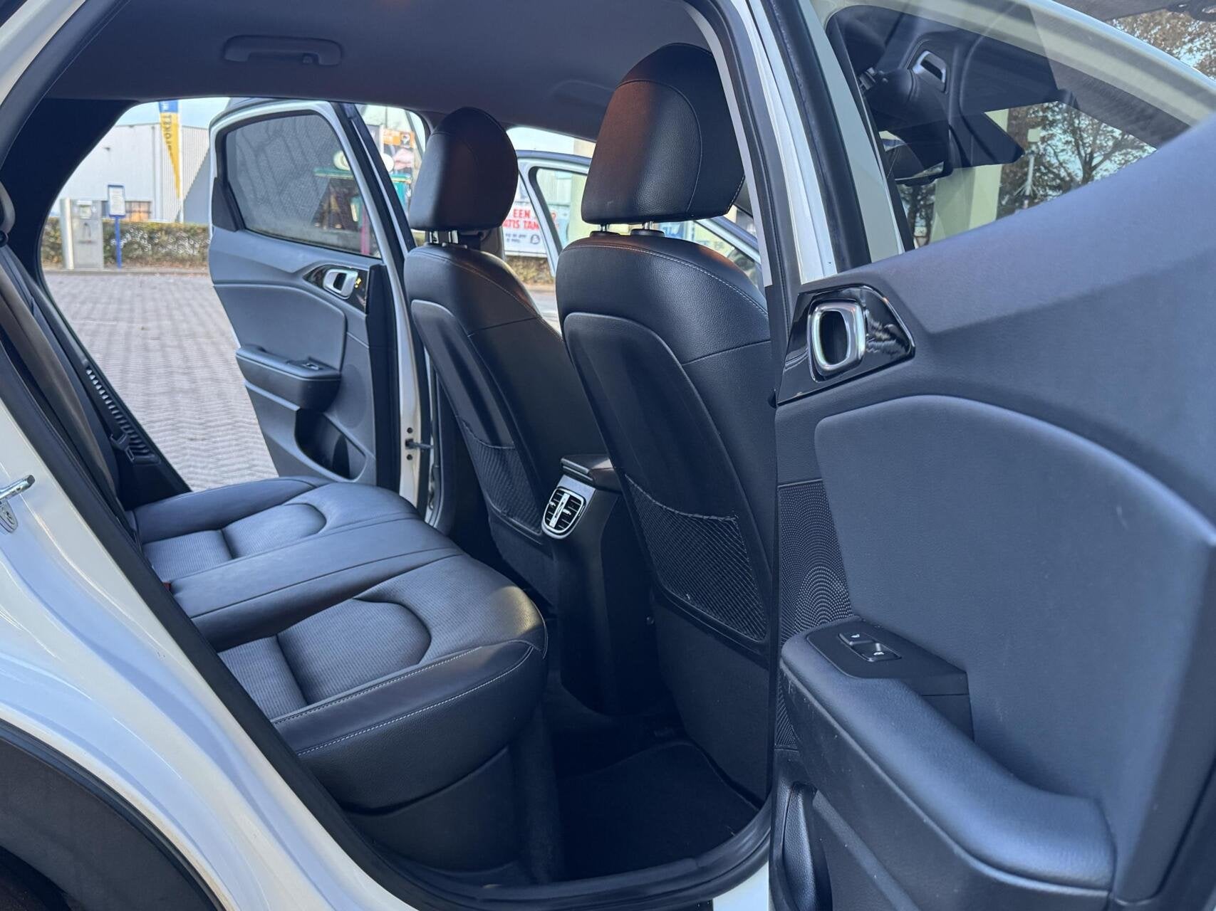 Foto 23 van Kia XCeed 1.6 GDi PHEV DCT Sense 2021 Leder 1e eig Full opti