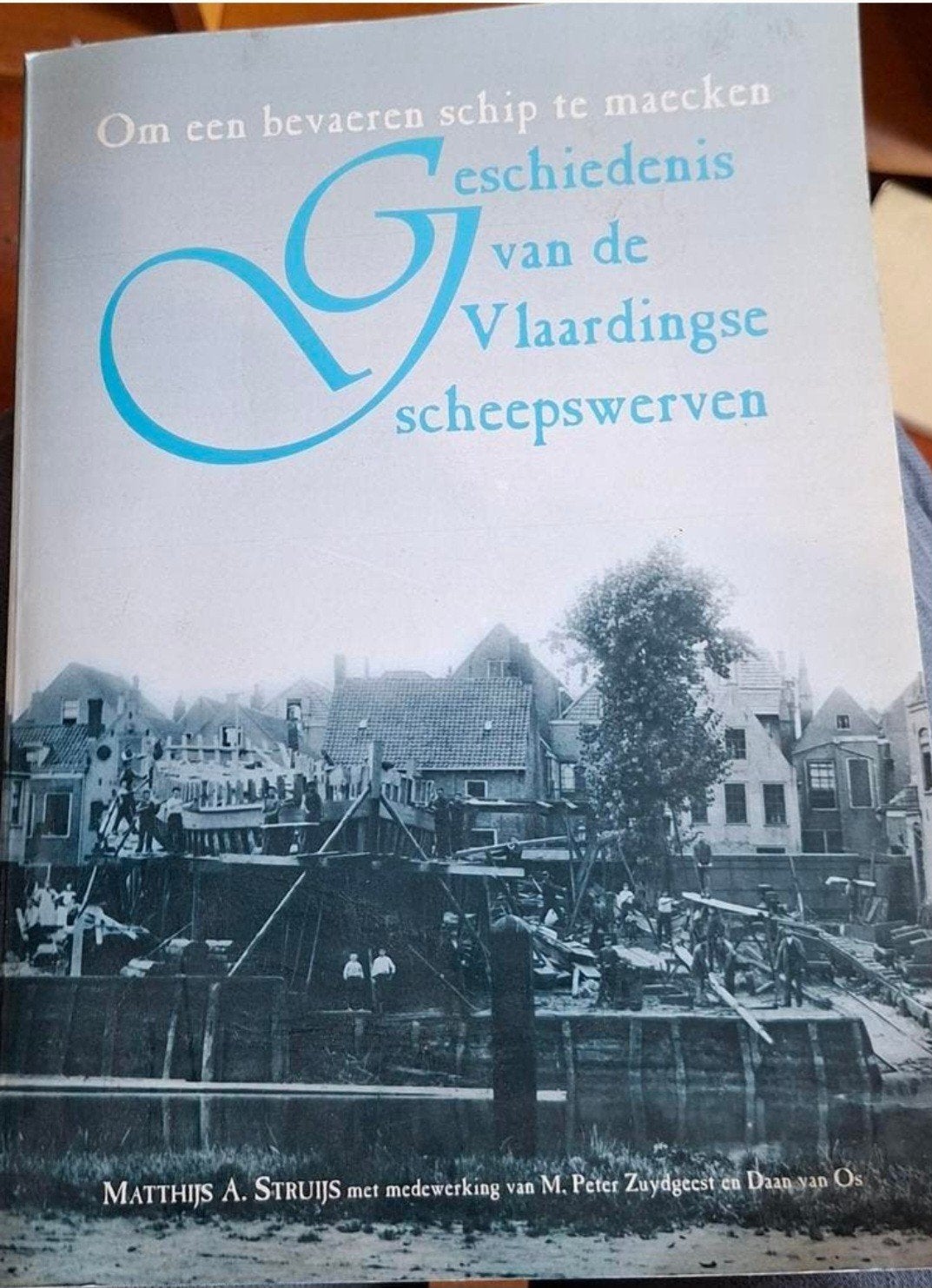 Geschiedenis van de Vlaardingse scheepswerven, Verzamelen, Scheepvaart, Ophalen of Verzenden, Zo goed als nieuw