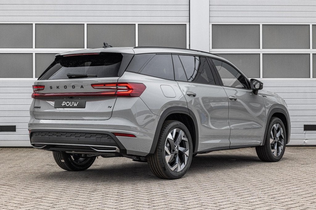 Skoda Kodiaq 1.5 TSI 204pk PHEV Sportline Business | Winter, Auto's, Skoda, 12 maanden, 1498 cc, 4 cilinders, 26 kWh