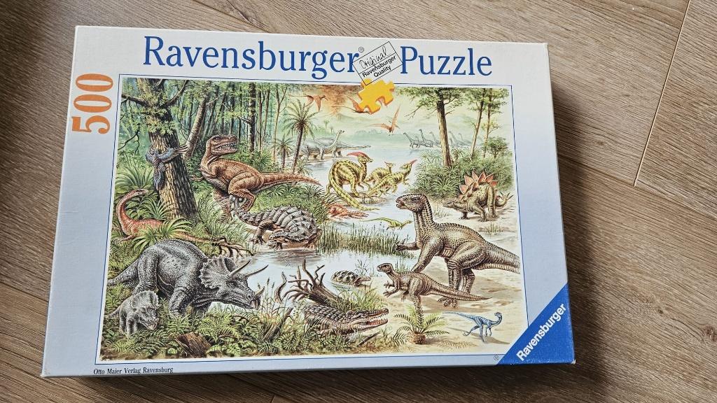 Ravensburger - Dinowereld (500 stukjes), Ophalen of Verzenden, 500 t/m 1500 stukjes, Zo goed als nieuw, Legpuzzel