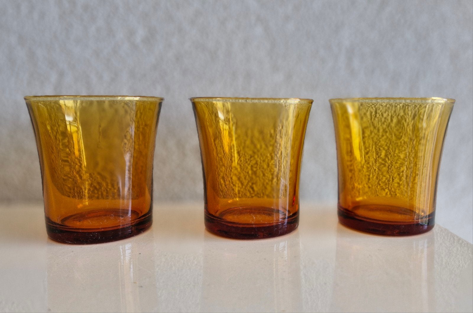 Drie Amber kleurige glazen Duralex, Verzamelen, Ophalen of Verzenden, Zo goed als nieuw, Overige typen