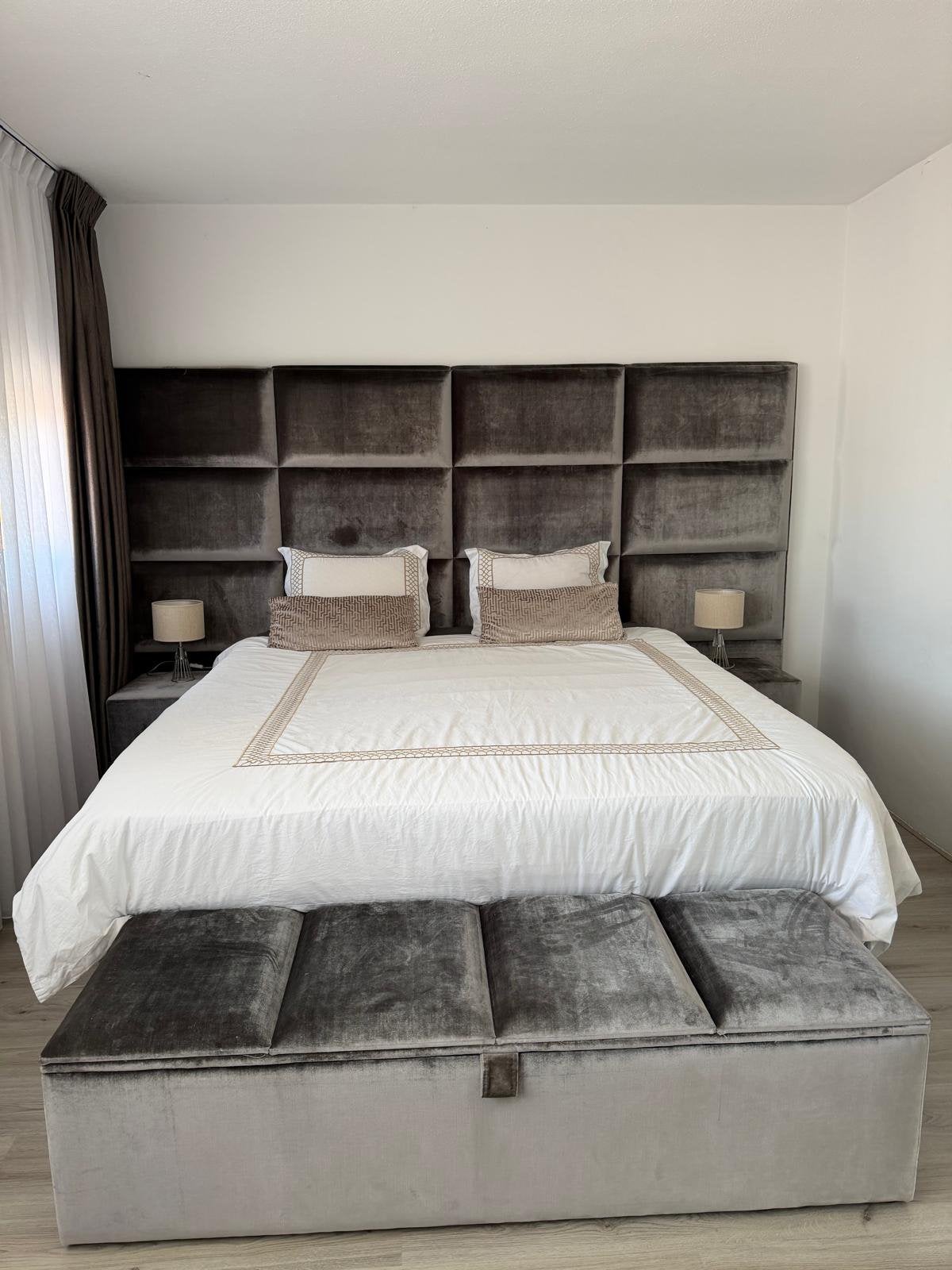 Luxe Complete Slaapkamer Set – Velvet Design – Zeer Stijlvol, Ophalen, Zo goed als nieuw, Tweepersoons, 180 cm