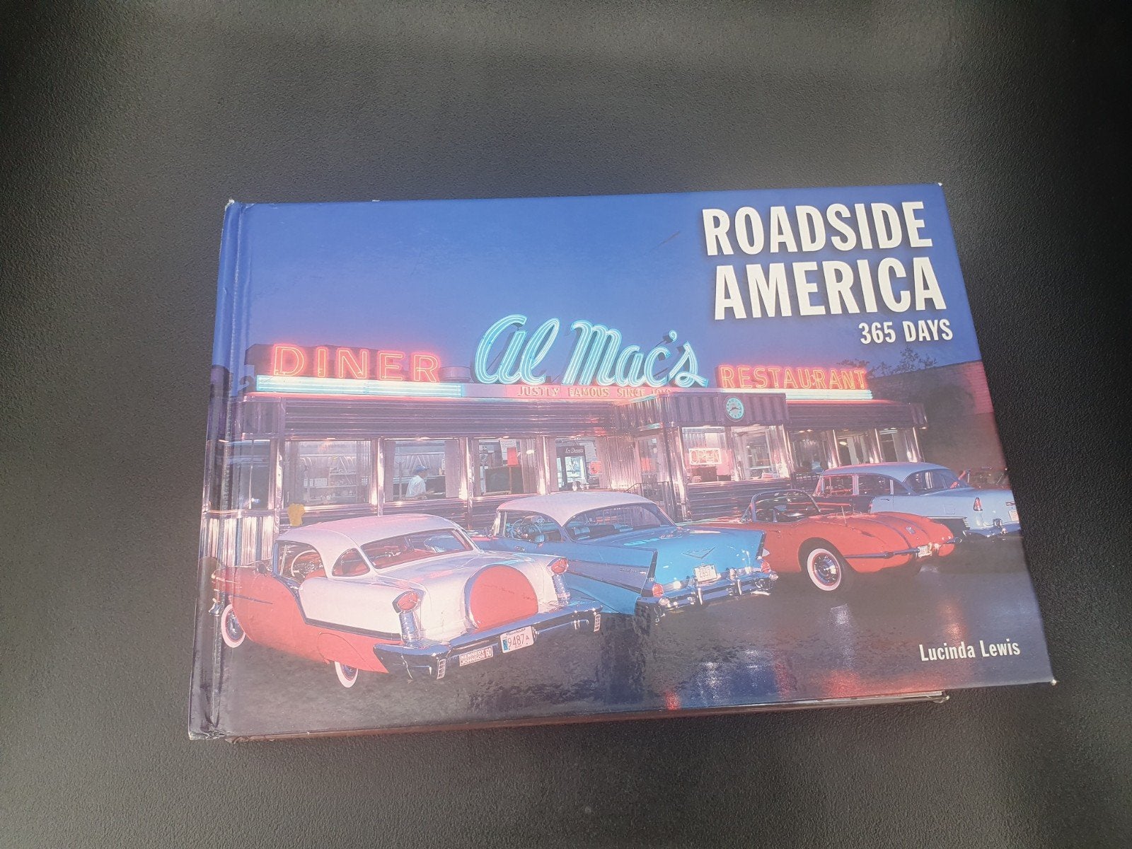 Te koop Roadside America 365 days boek, Ophalen of Verzenden, Zo goed als nieuw