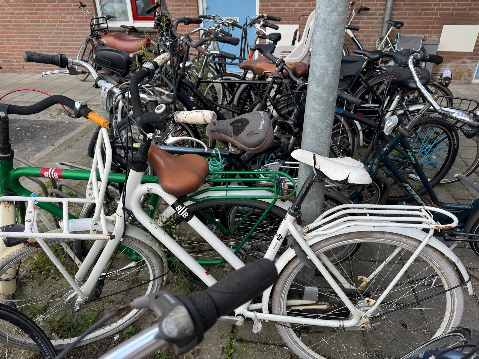 Witte batavus fiets met voordrager, Fietsen en Brommers, Velgrem, Ophalen, Overige merken, 53 tot 56 cm
