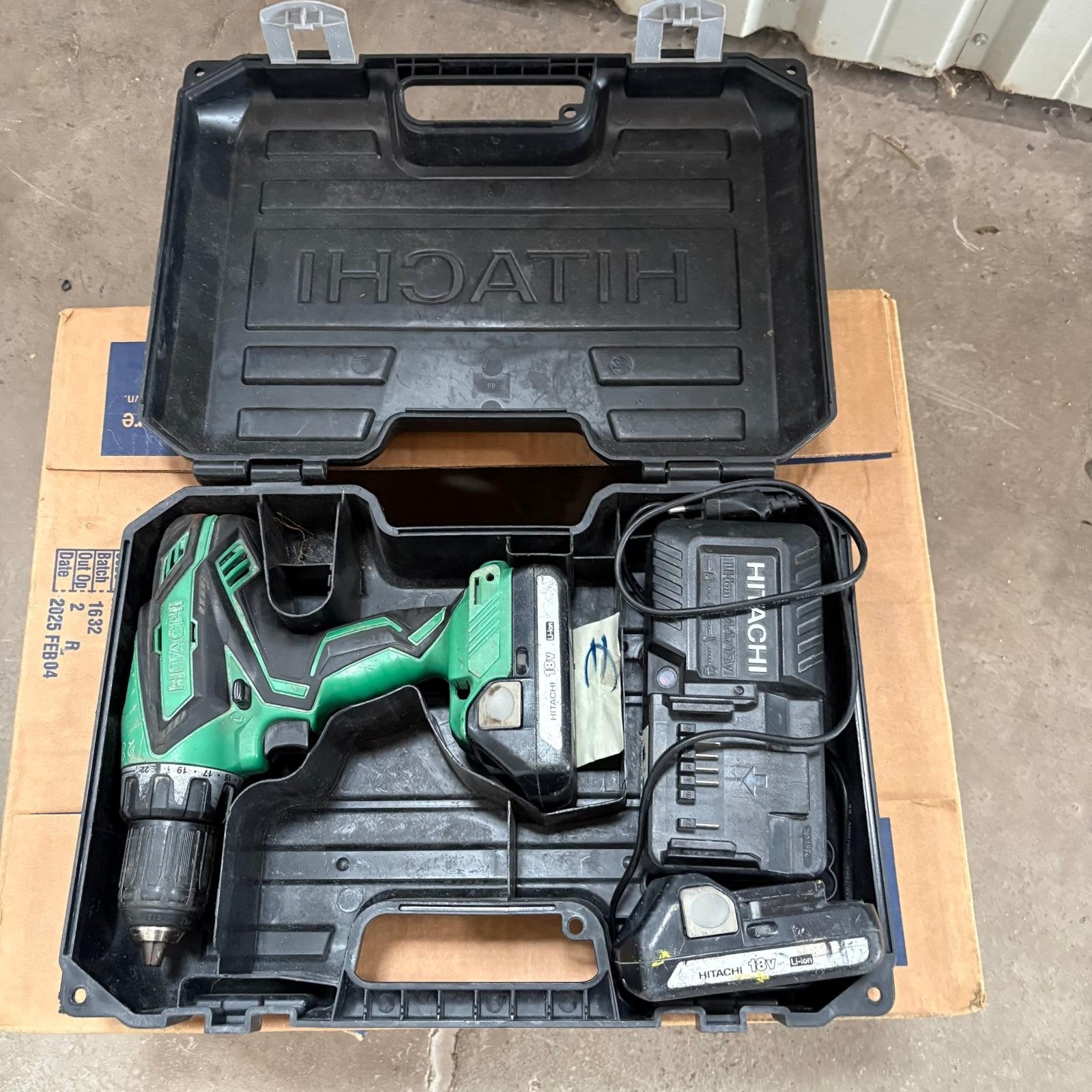 Hitachi Accu Boormachine 18V met Dubbele Accu en Koffer, Ophalen of Verzenden, Gebruikt, Boormachine