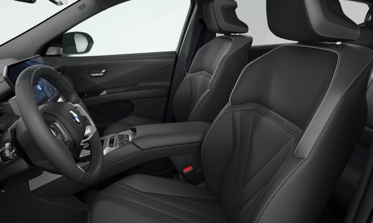 BMW iX3 40 eDrive 83 kWh (bj 2026, automaat), Auto's, Automaat, Achterwielaandrijving, Zwart, 320 pk