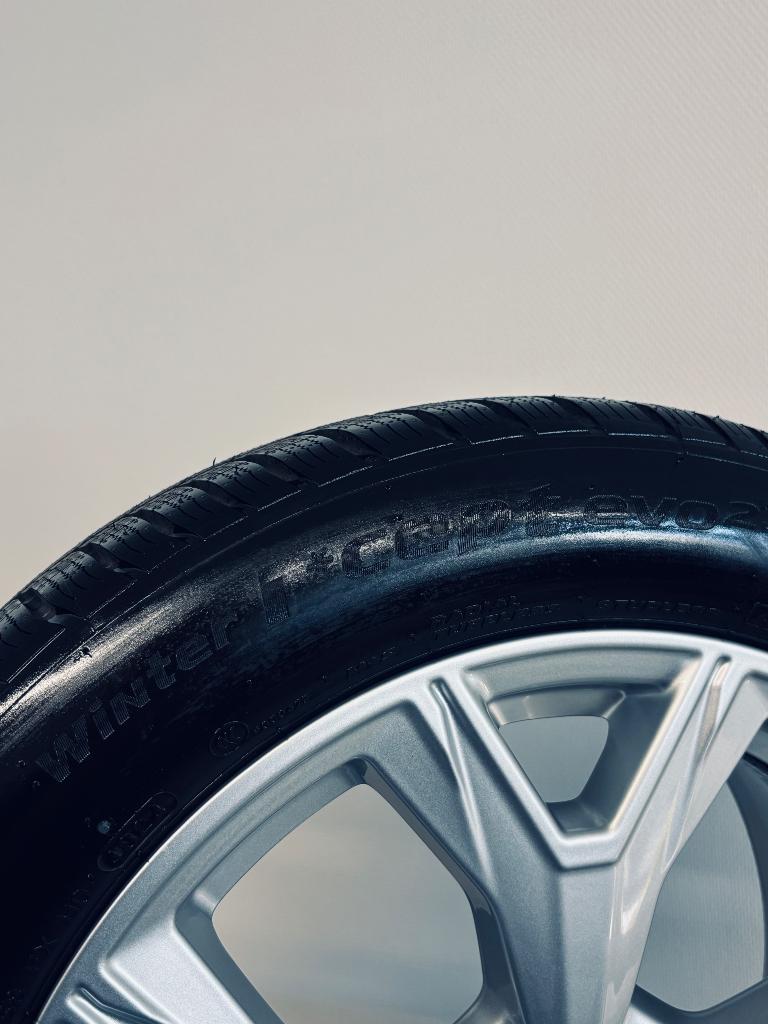 DEMOSTAAT 17” Audi A1 Allstreet velgen + winterbanden, Auto-onderdelen, Banden en Velgen, Ophalen, Gebruikt, Velg(en), 17 inch