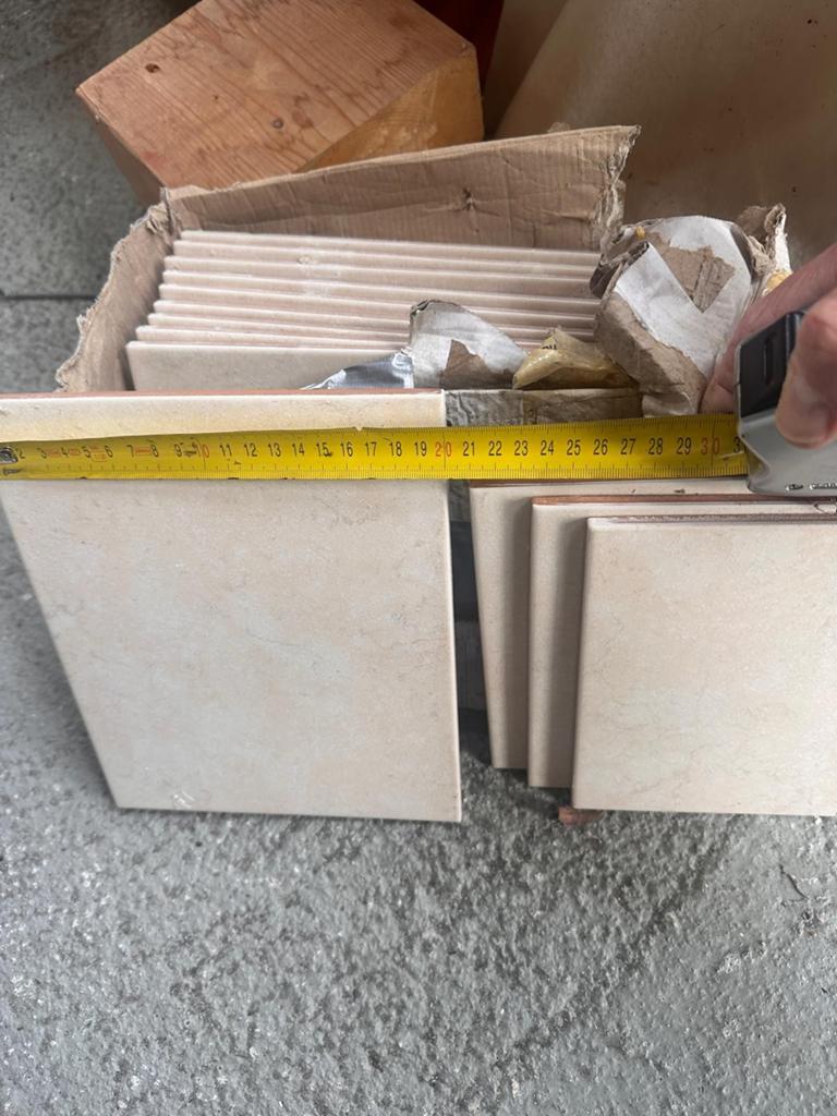 Beige wandtegels, Ophalen, 60 cm of meer, Nieuw, Minder dan 5 m²