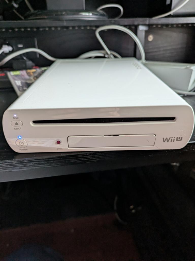 Wii u. Met veel spelletjes, Spelcomputers en Games, Spelcomputers | Nintendo Wii U, Ophalen of Verzenden, Gebruikt, Met 1 controller