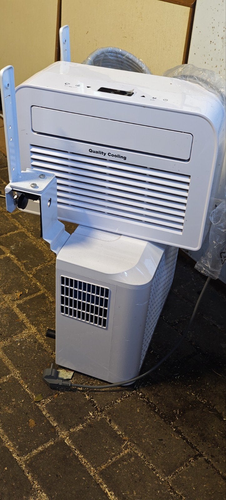 Quality Heating Caravan airco, split airco, goed lezen, Minder dan 60 m³, 3 snelheden of meer, Ophalen of Verzenden, Niet werkend