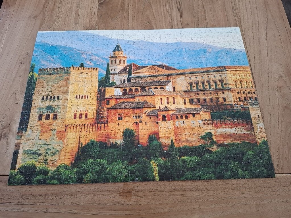 Puzzel Oude stad 1000 stukjes 67 x 48 cm Valo puzzels, Ophalen of Verzenden, 500 t/m 1500 stukjes, Gebruikt, Legpuzzel