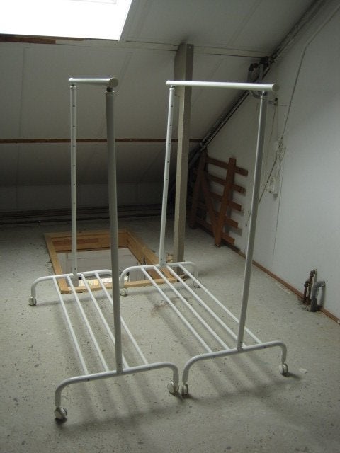 2 IKEA RIGGA kledingrekken met wieltjes, wit!, Ophalen, Met wielen, Zo goed als nieuw