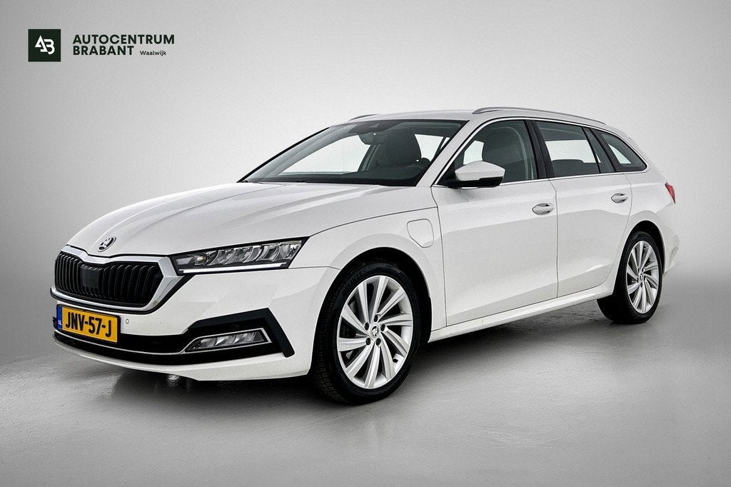 Skoda Octavia Combi 1.4 TSI iV PHEV Sportline Business(Goed, 1556 kg, Gebruikt, 4 cilinders, 150 pk