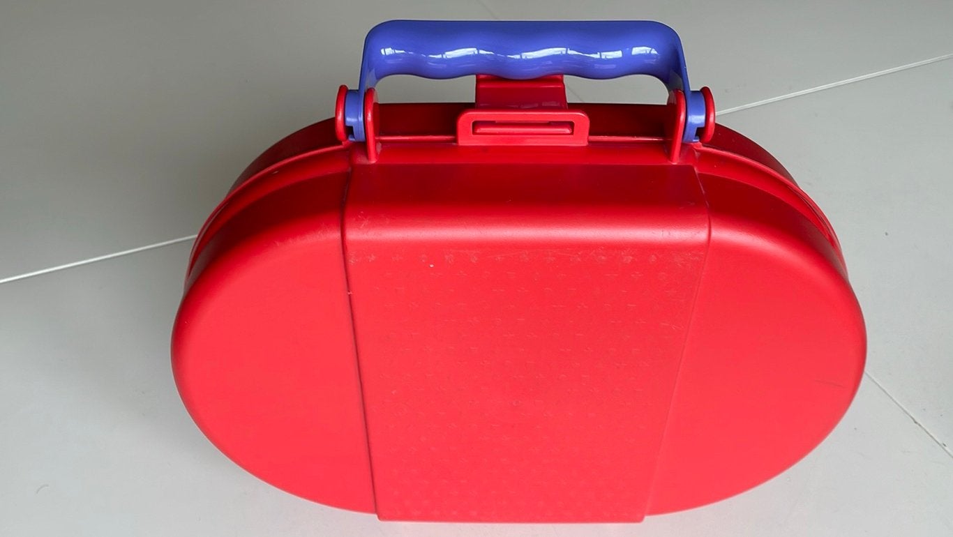 Tupperware lunchkoffertje met broodtrommel en beker, Dieren en Toebehoren, Ophalen of Verzenden, Gebruikt