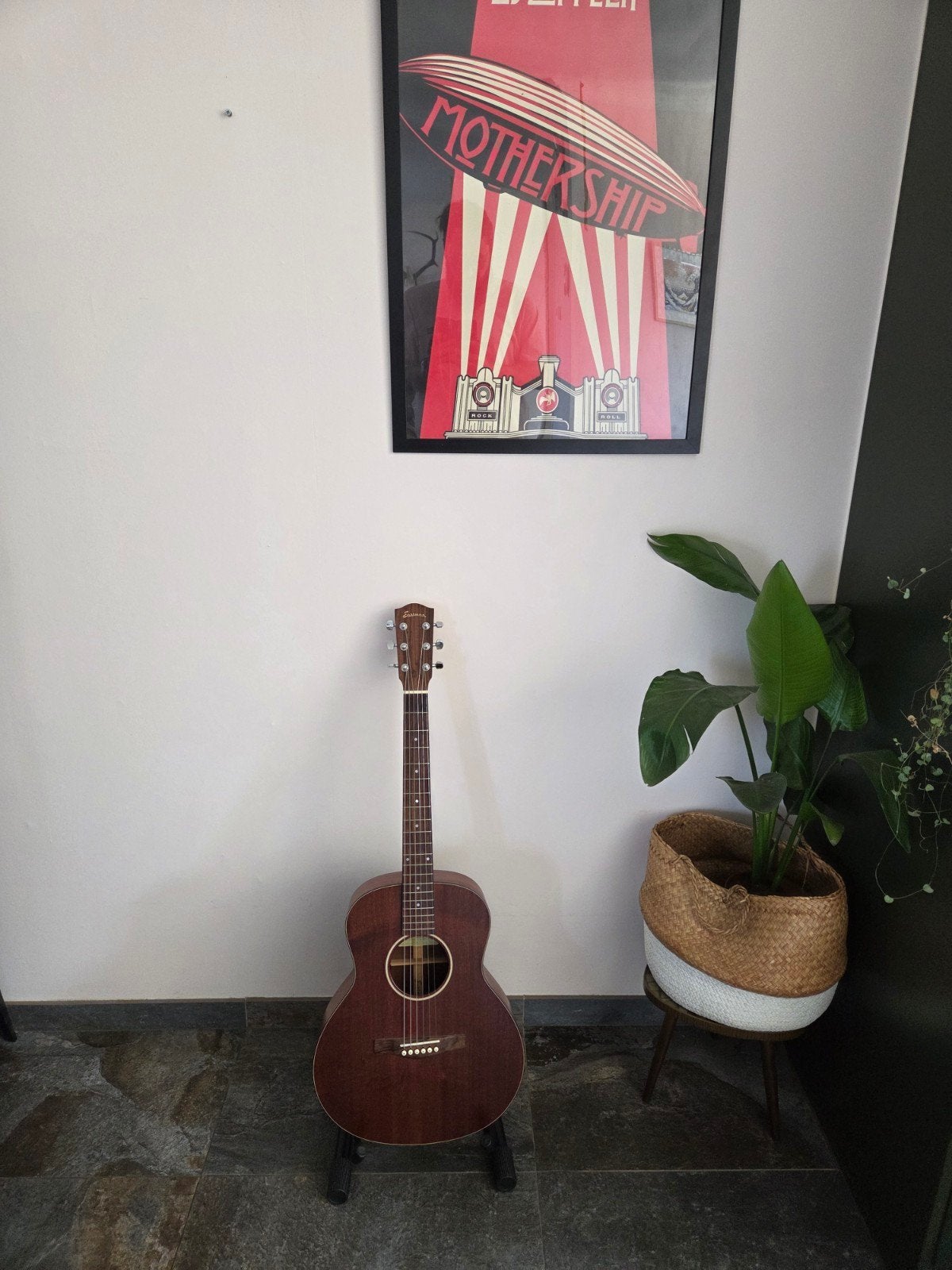Eastman actge-2 gitaar met hoes, Ophalen of Verzenden, Zo goed als nieuw, Western- of Steelstringgitaar, Met koffer