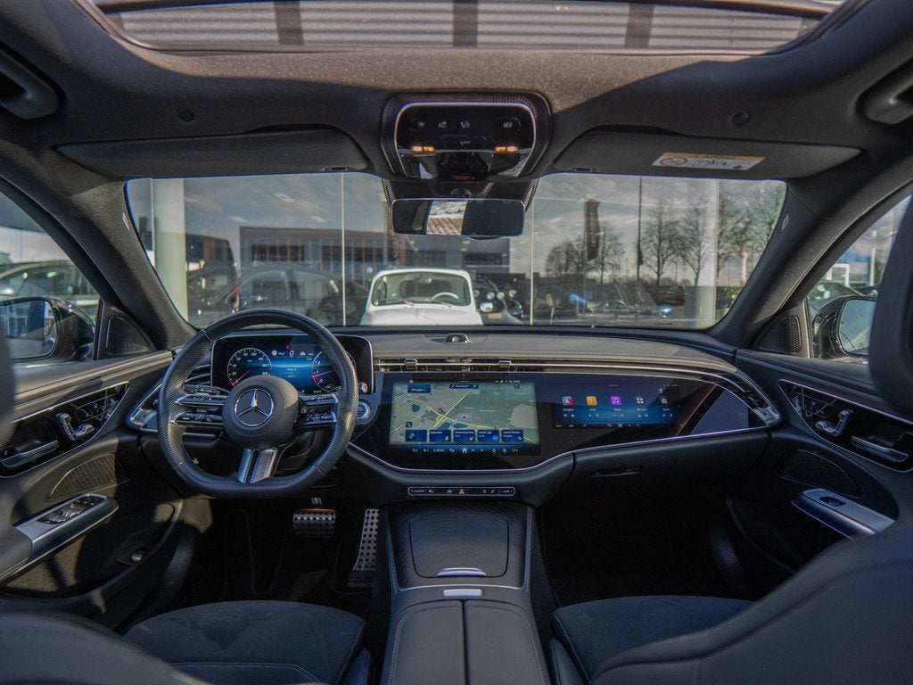 Mercedes-Benz E-klasse 200 AMG Line | Pano | Elc trekhaak |, Automaat, Achterwielaandrijving, Gebruikt, 4 cilinders