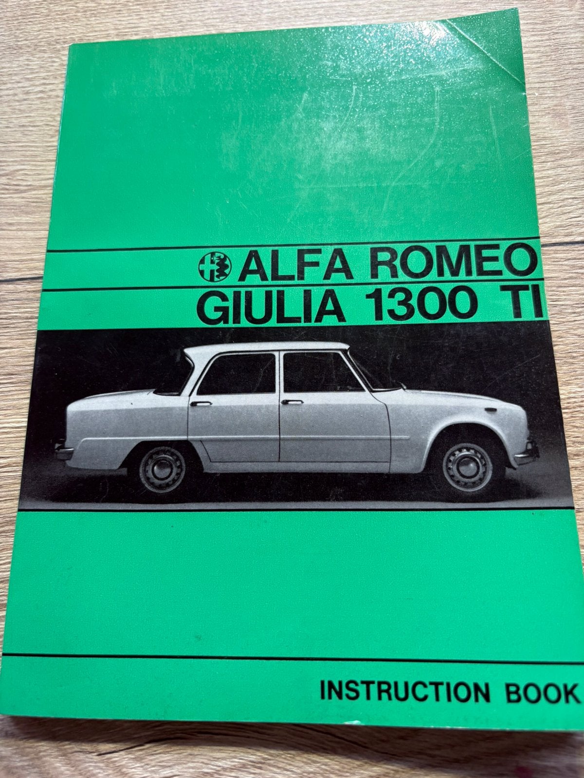 Alfa Romeo Giulia 1300 TI Instructieboek, Auto diversen, Handleidingen en Instructieboekjes, Ophalen of Verzenden