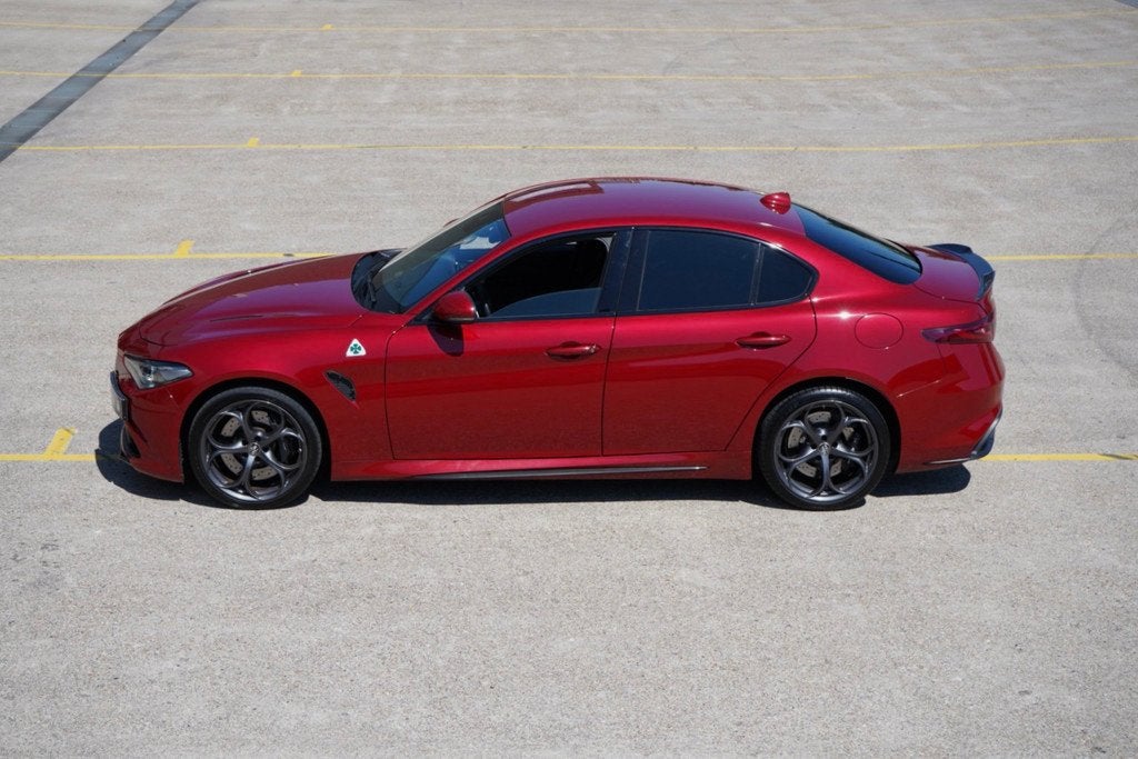 Alfa Romeo Giulia 2.9 V6 Quadrifoglio Rosso Competizione, Auto's, Alfa Romeo, Automaat, Achterwielaandrijving, Gebruikt, 11 km/l