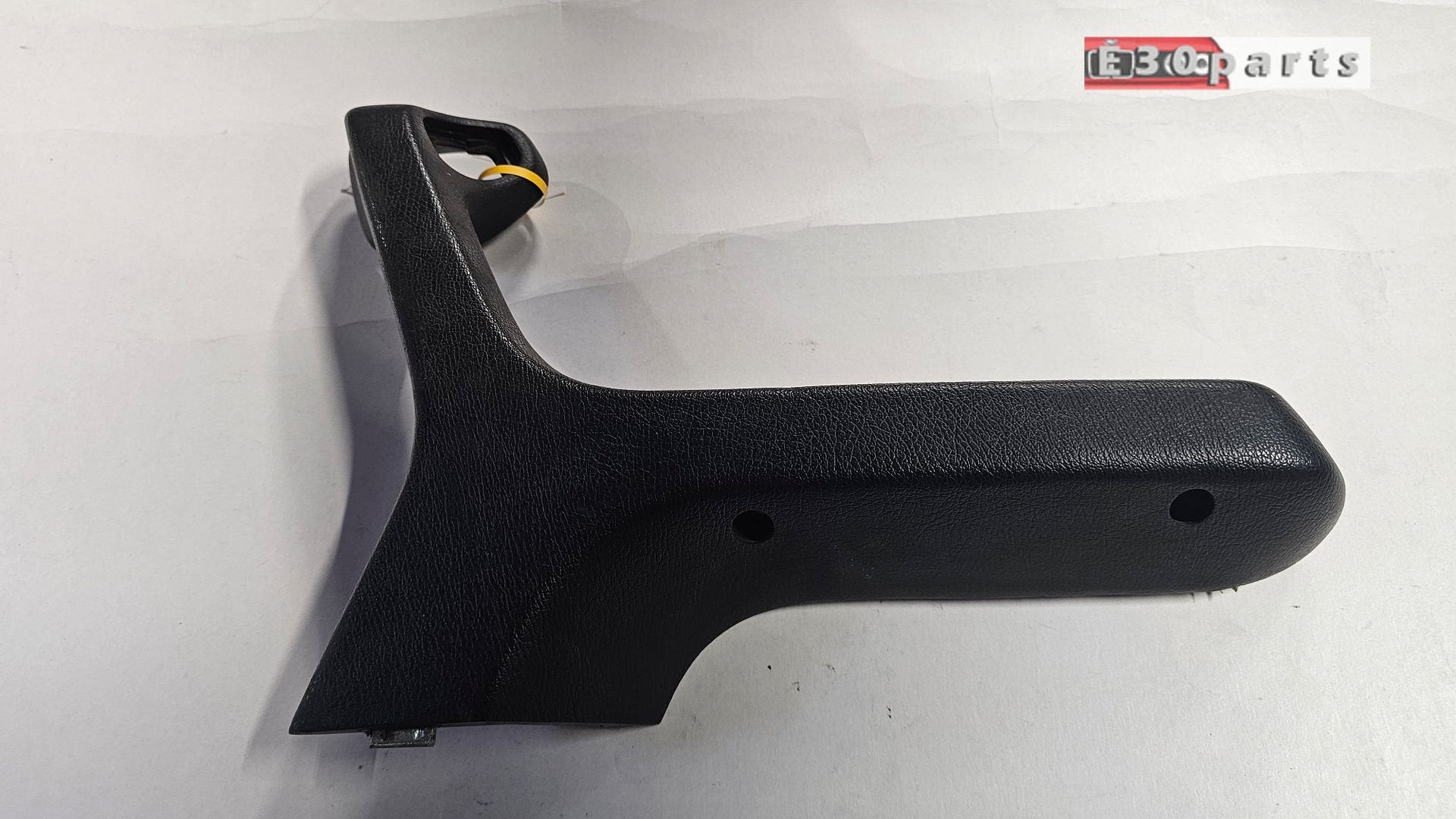 Deurgreep voorzijde binnenzijde rechts zwart  BMW 3 serie E3, Gebruikt, -, Deur, Ophalen of Verzenden
