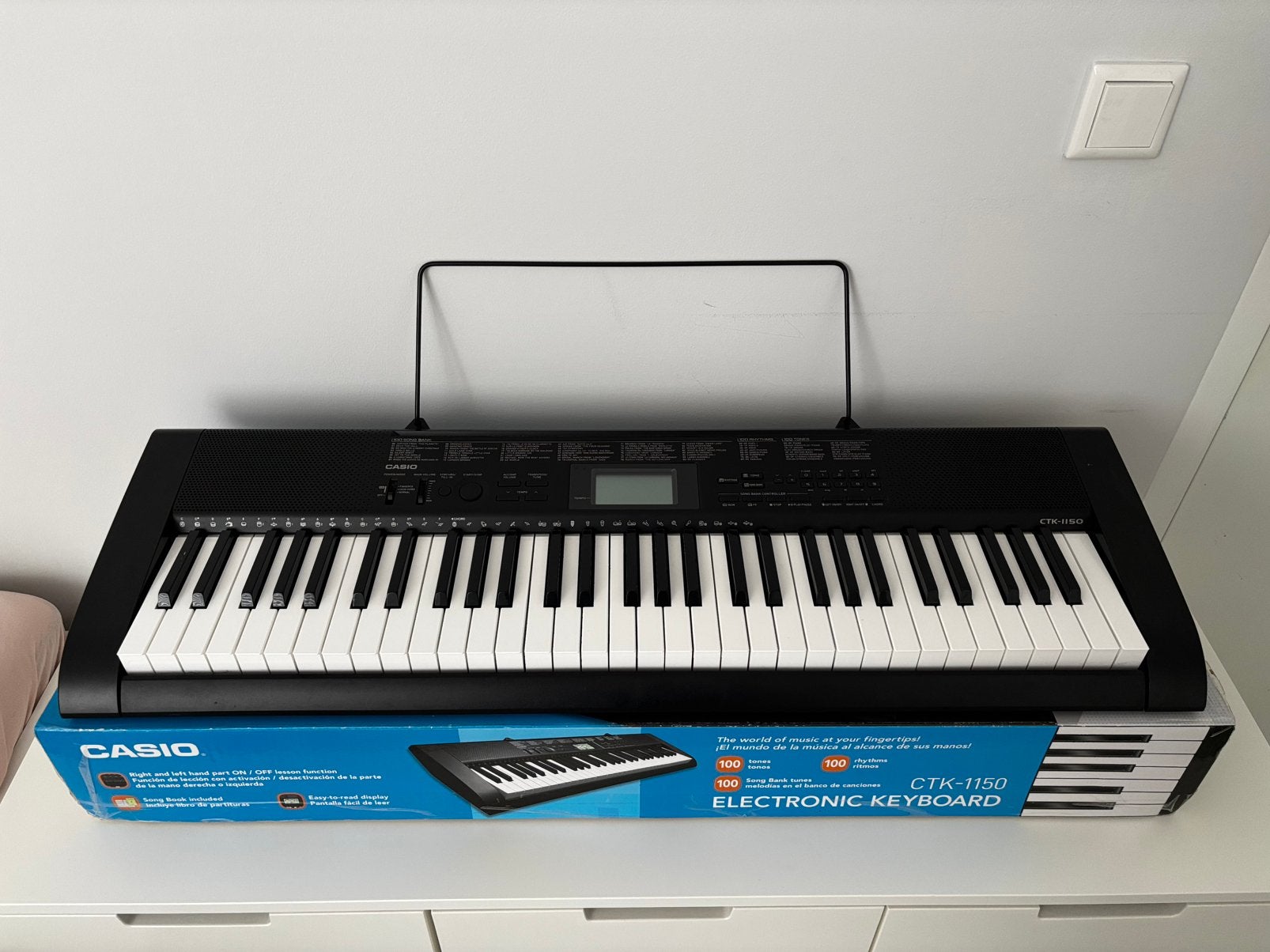 Keyboard Casio CTK 1150, Muziek en Instrumenten, Keyboards, Ophalen, Zo goed als nieuw, 61 toetsen, Casio