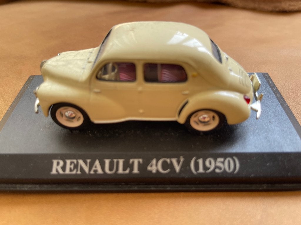 Renault 4CV modelauto, Ophalen of Verzenden, Auto