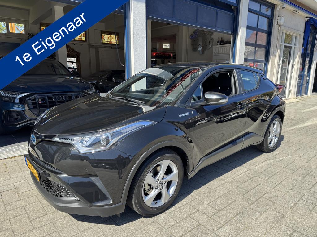Toyota C-HR 1.8 Hybrid Dynamic NL AUTO/1 EIGENAAR (bj 2017), Euro 6, 4 cilinders, Zwart, 26 km/l