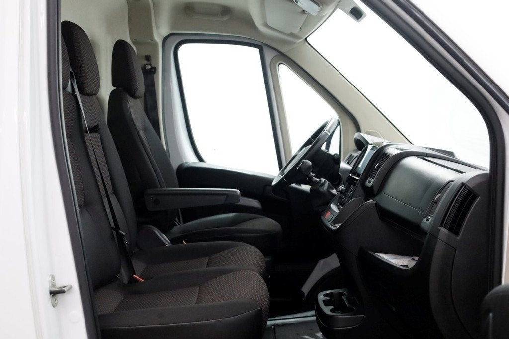 Citroën Jumper 2.2 BlueHDi 165pk L4H2 Airco/Navi/Camera 05-, Voorwielaandrijving, Gebruikt, Euro 6, 4 cilinders