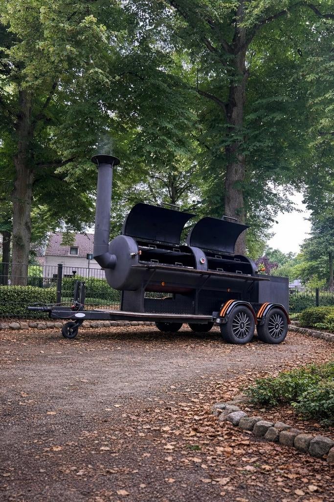 Te Huur BBQ Smoker XXL, Ophalen of Verzenden, Zo goed als nieuw